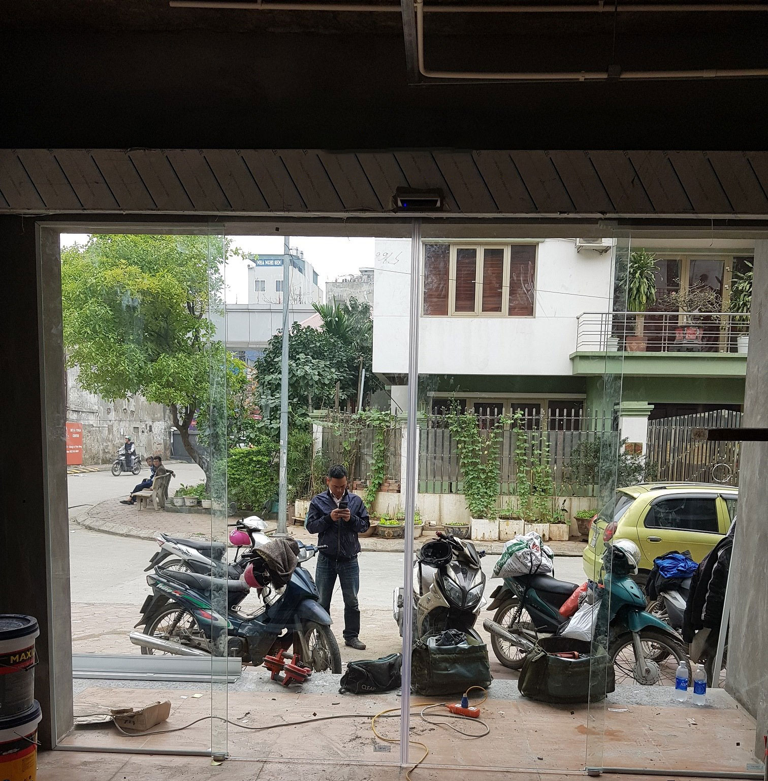 Cửa tự động có phải là lựa chọn phù hợp cho nhà ở