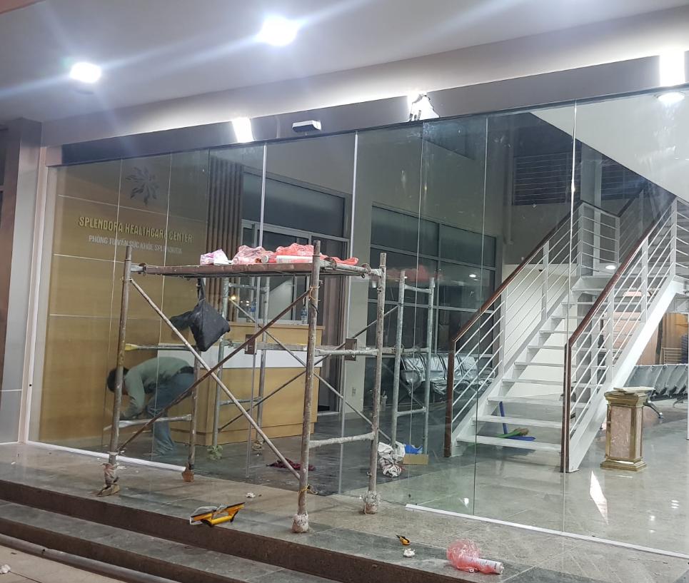 Thiết kế cửa tự động phù hợp với kiến trúc