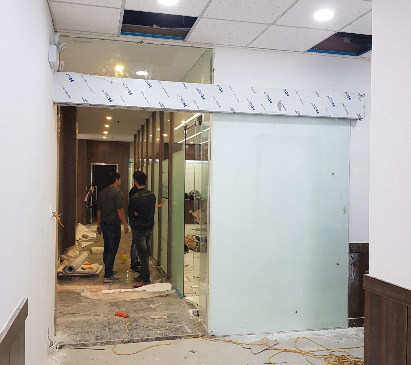 Tìm hiểu cấu tạo cửa tự động – Nguyên lý hoạt động chi tiết